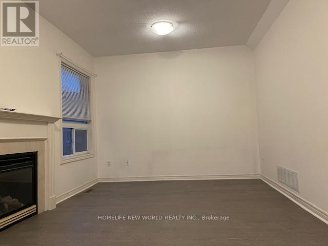 (Main & Second Floor) - 356 Coachwiip Trail, Newmarket, Ontario  L3X 2R2 - Photo 13 - N12484353