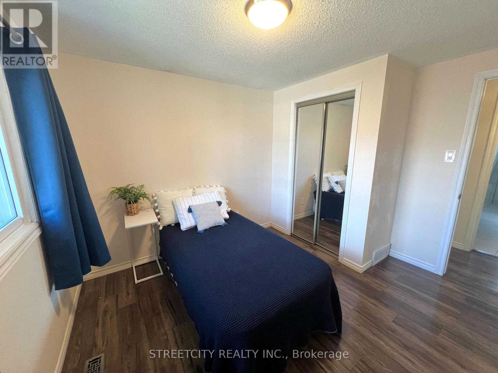 Photo 23 of 42 for 295 Walmer Grove