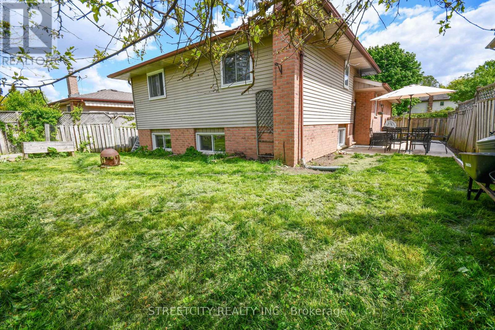 Photo 35 of 42 for 295 Walmer Grove