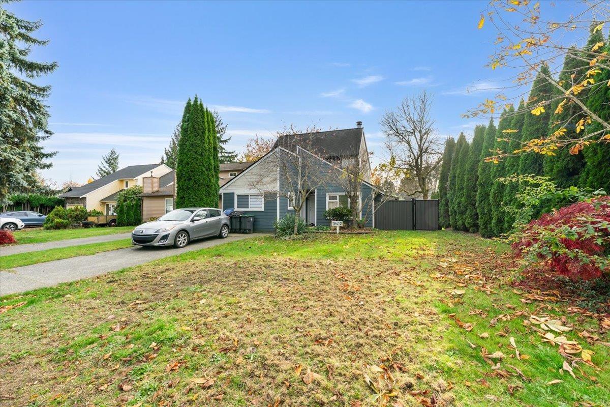 19412 62 Avenue, Surrey, British Columbia  V3S 7L4 - Photo 2 - R3066714