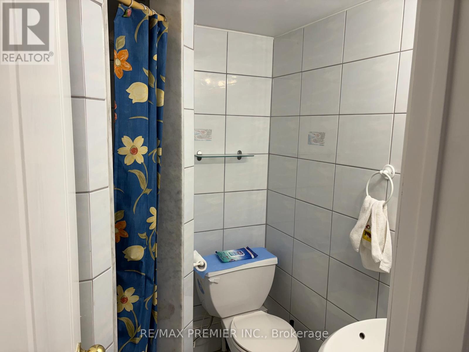 Bsmt - 35 Laura Sabrina Drive, Vaughan, Ontario  L4H 1M6 - Photo 9 - N12536118