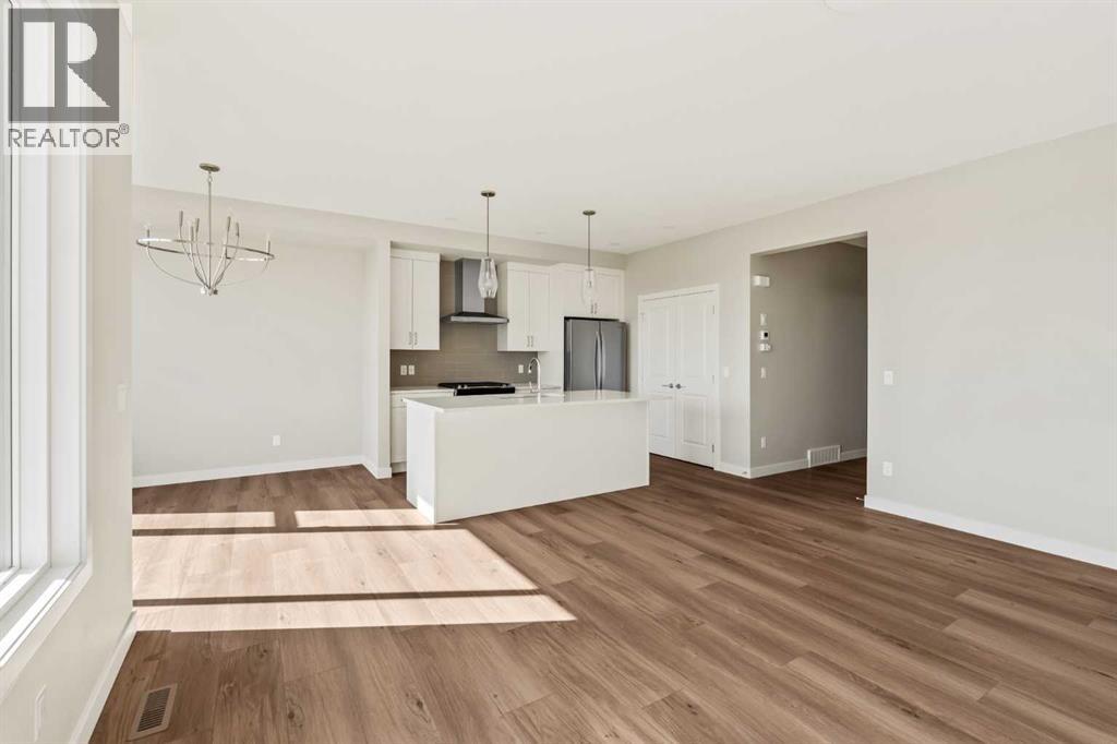 63 Belvedere Crescent Se, Calgary, Alberta  T2A 7Z9 - Photo 13 - A2255634