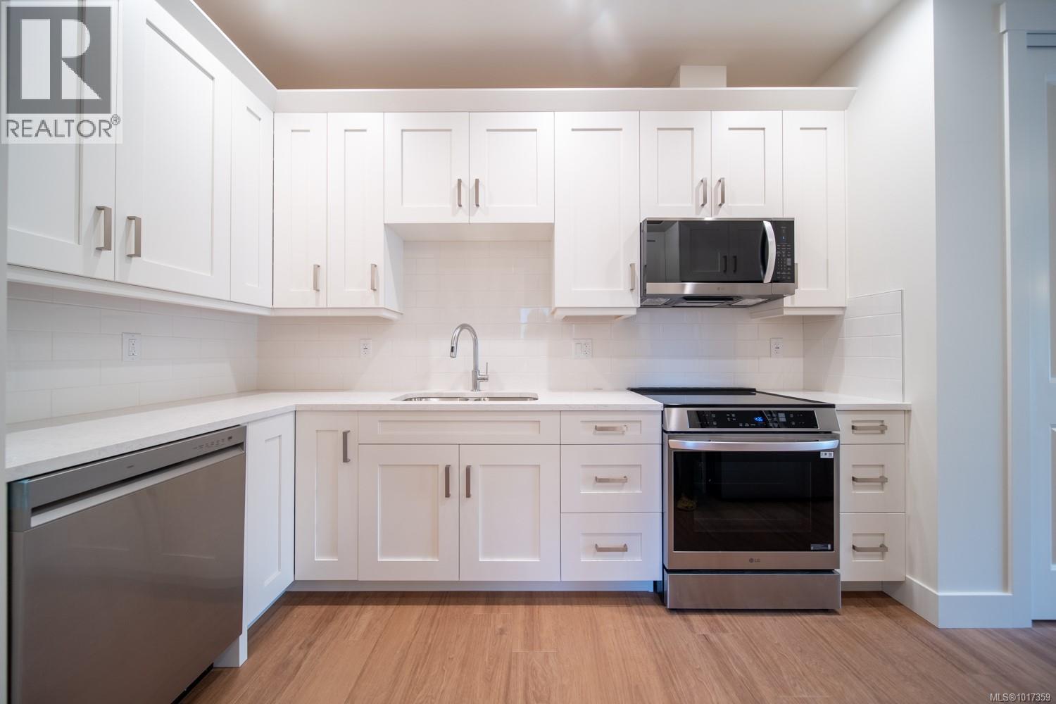 200 Acacia St, Parksville, British Columbia  V9P 1H3 - Photo 8 - 1017359