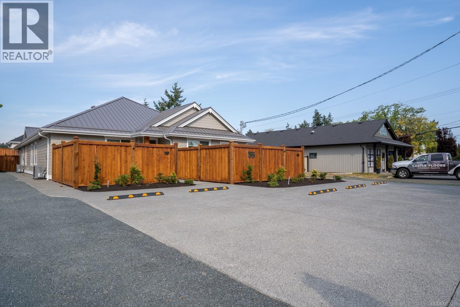 200 Acacia St, Parksville, British Columbia  V9P 1H3 - Photo 25 - 1017359