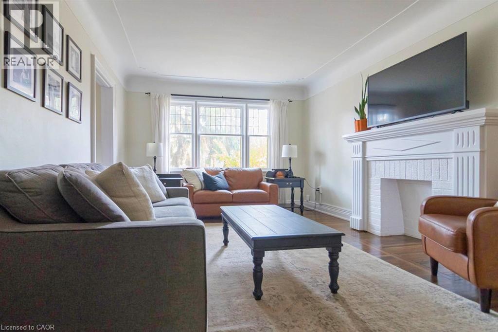 68 Bond Street S, Hamilton, Ontario  L8S 1S7 - Photo 5 - 40788037