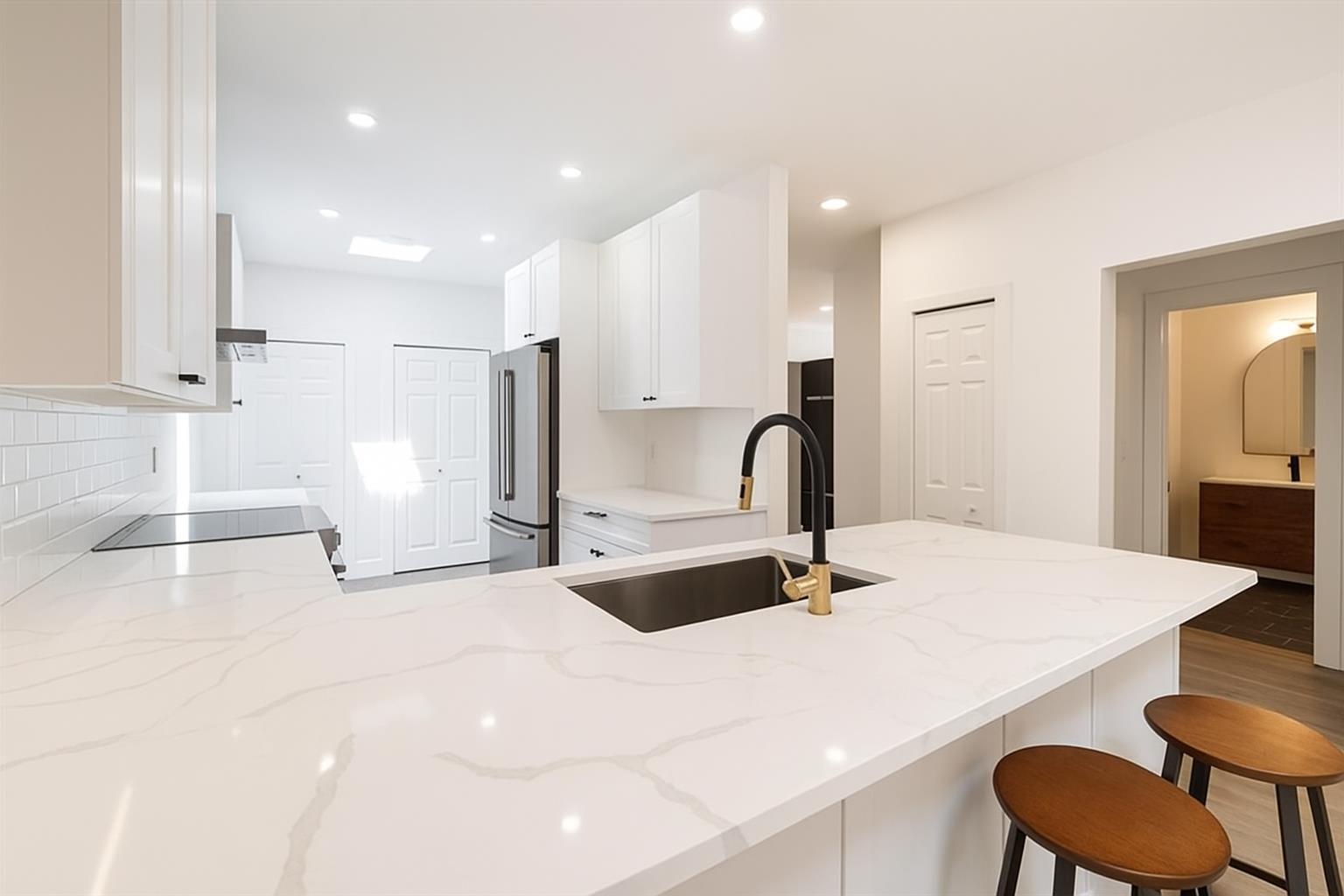 307 15300 17 Avenue, Surrey, British Columbia  V4A 8Y6 - Photo 6 - R3066355