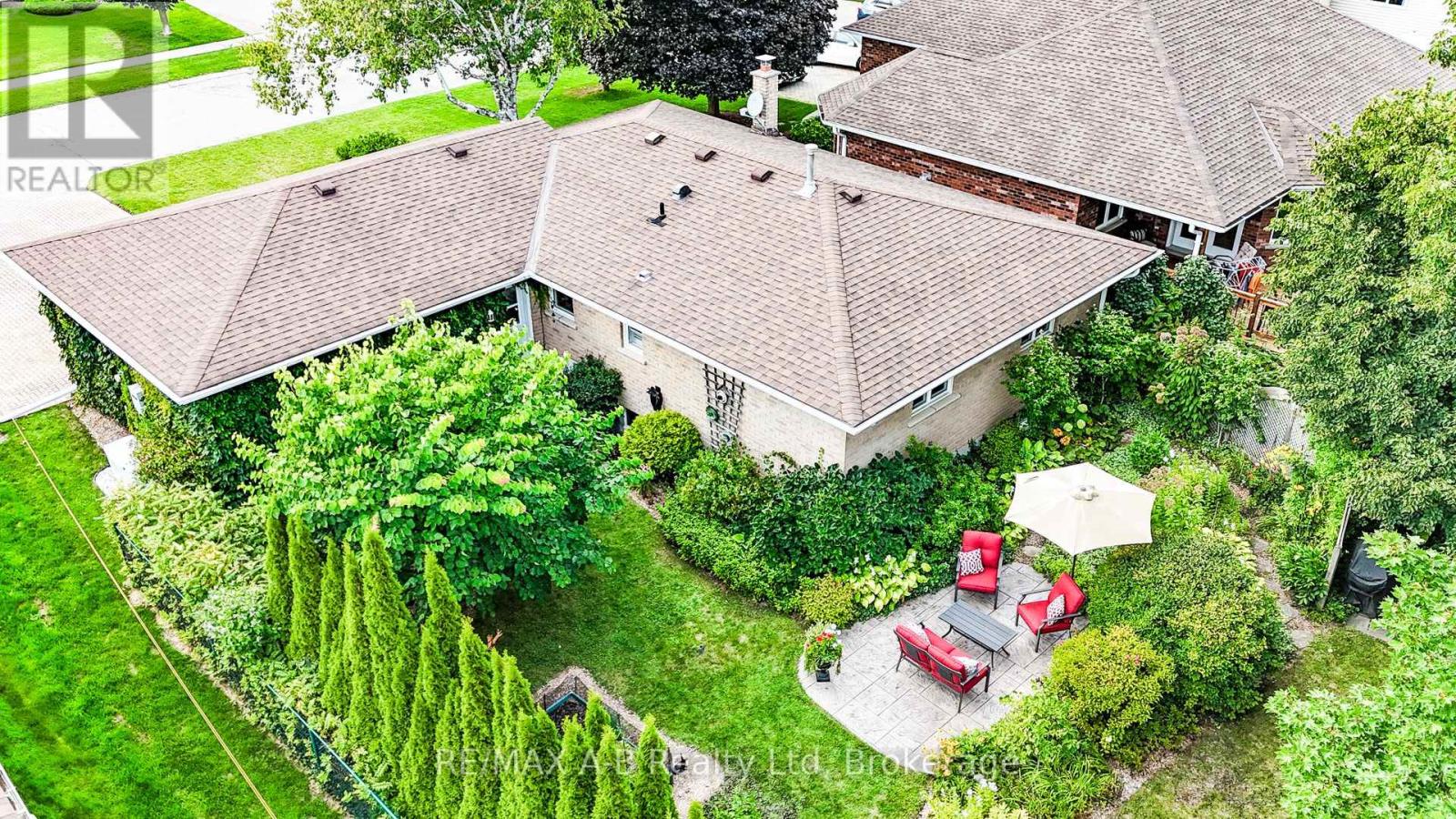 80 Queen Street, East Zorra-Tavistock, Ontario  N0B 2R0 - Photo 39 - X12373567