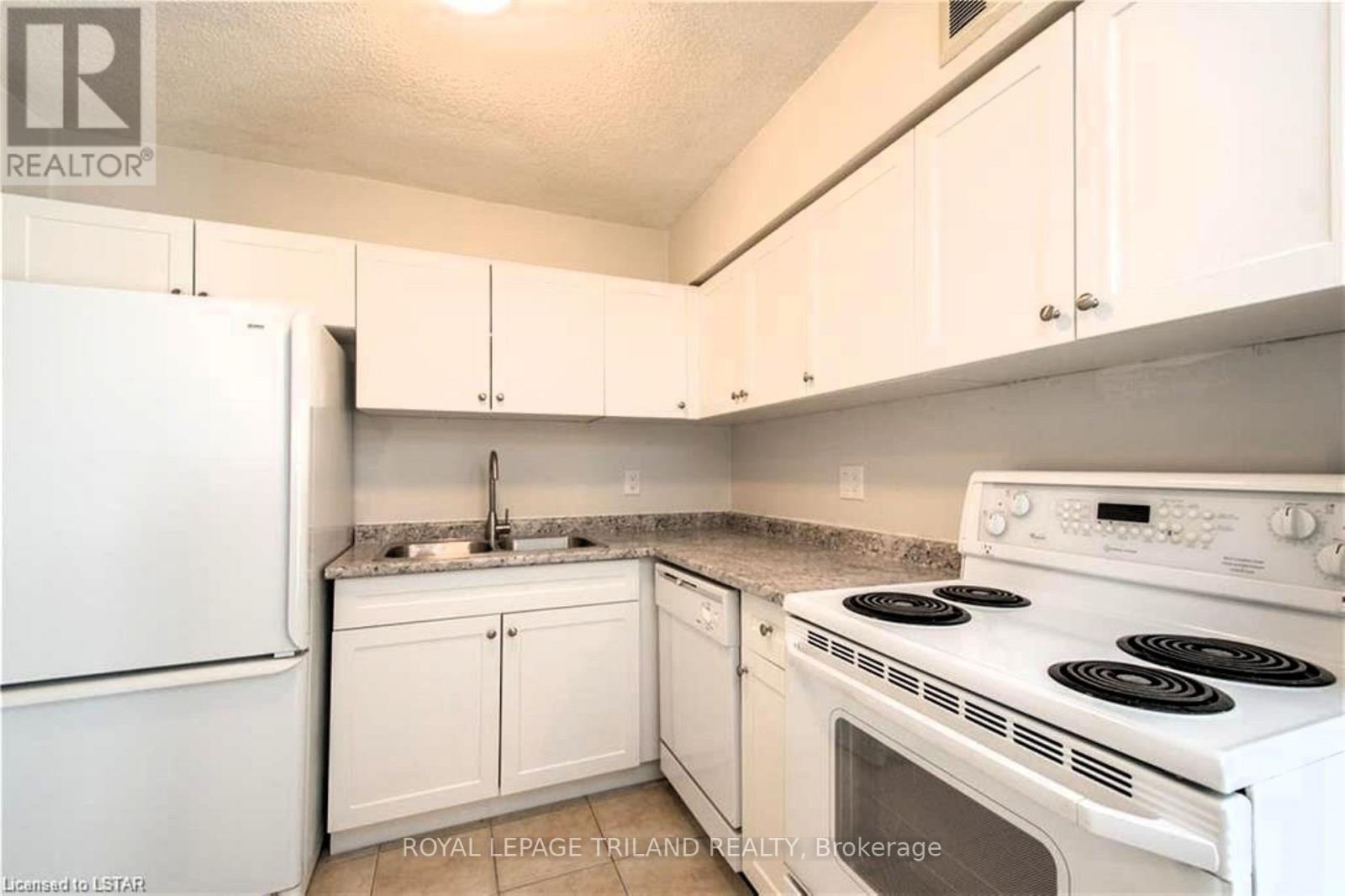 105 - 5 Jacksway Crescent, London North, Ontario  N5X 3T6 - Photo 3 - X12549698