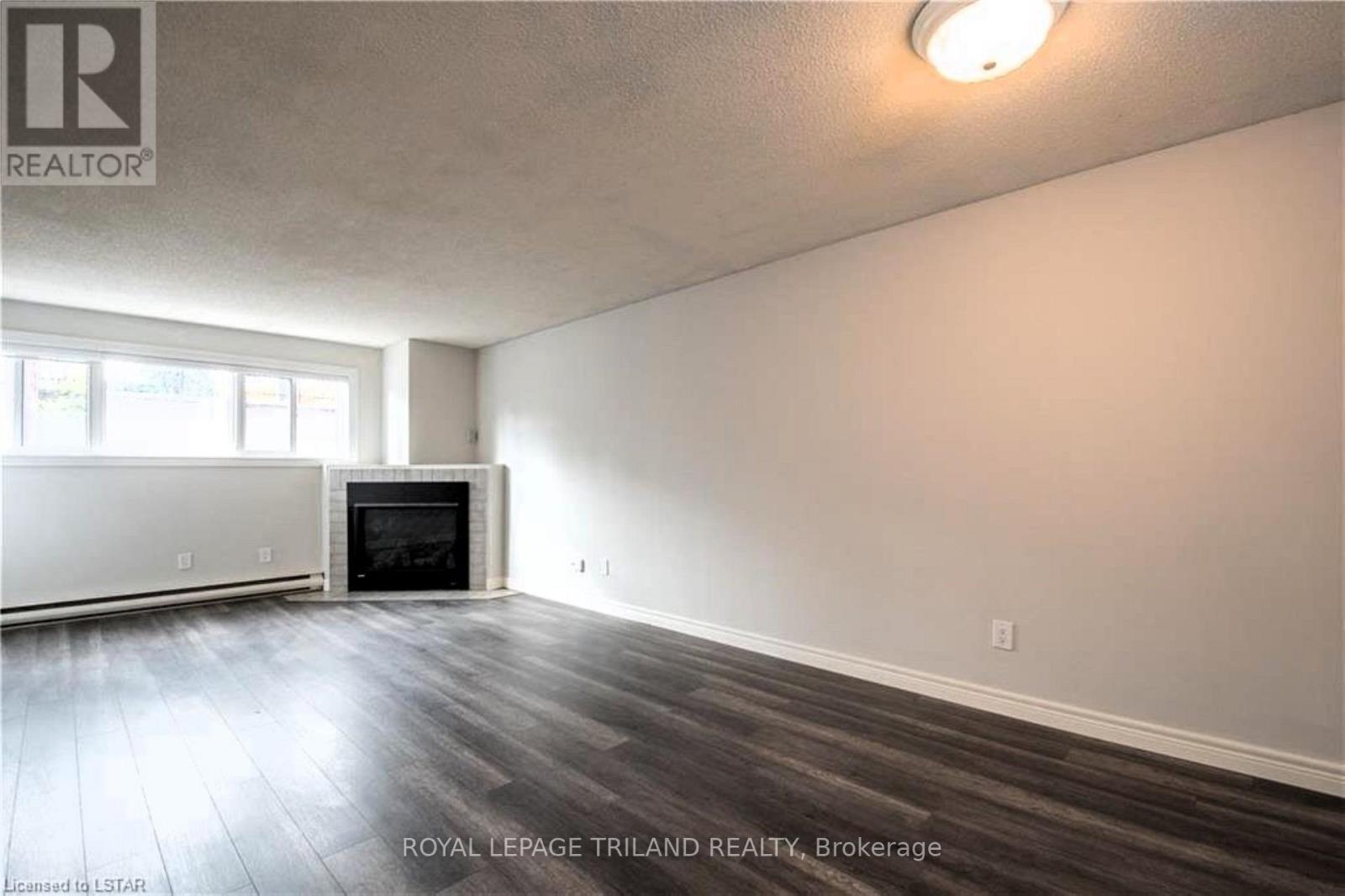 105 - 5 Jacksway Crescent, London North, Ontario  N5X 3T6 - Photo 5 - X12549698