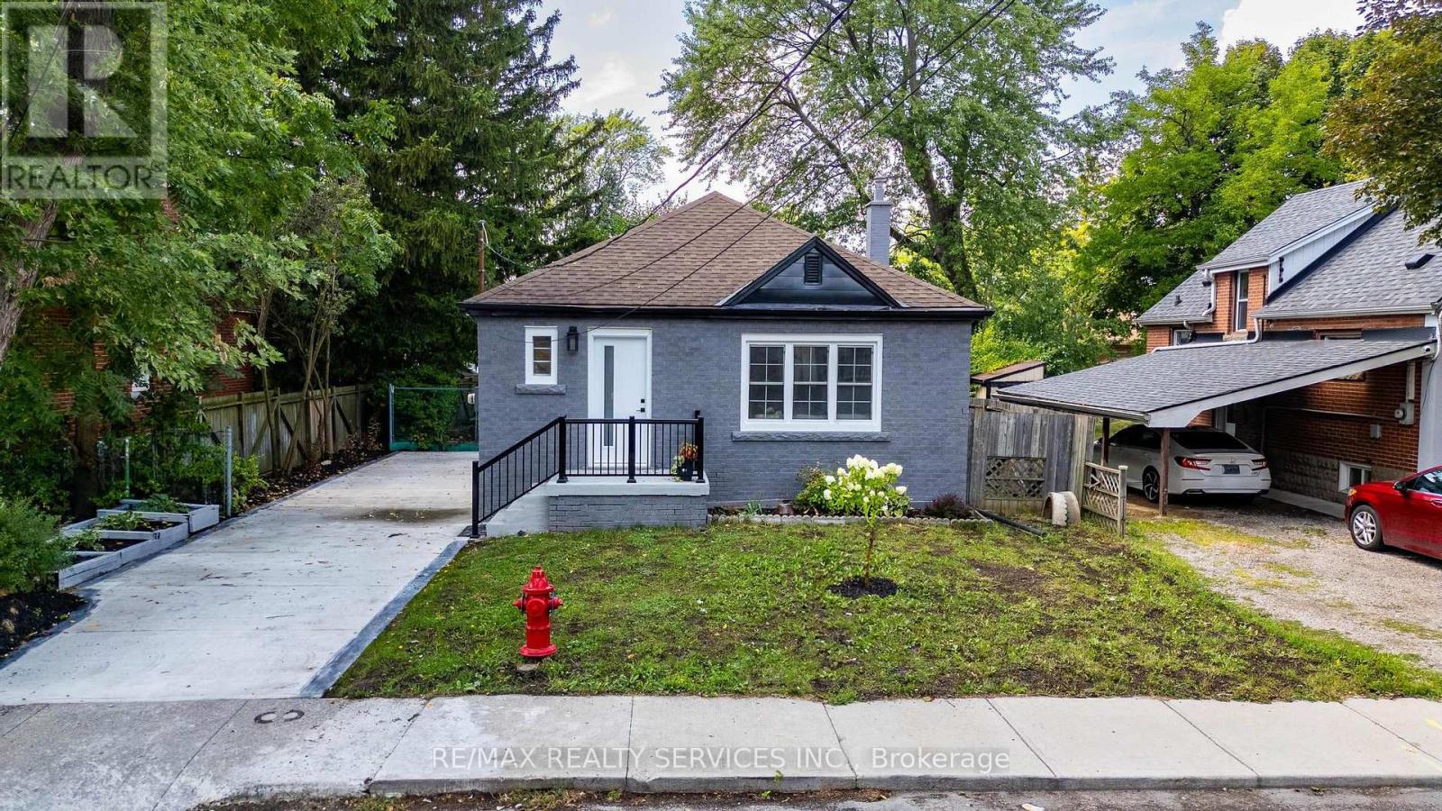 74 WEST 3RD STREET, Hamilton, Ontario