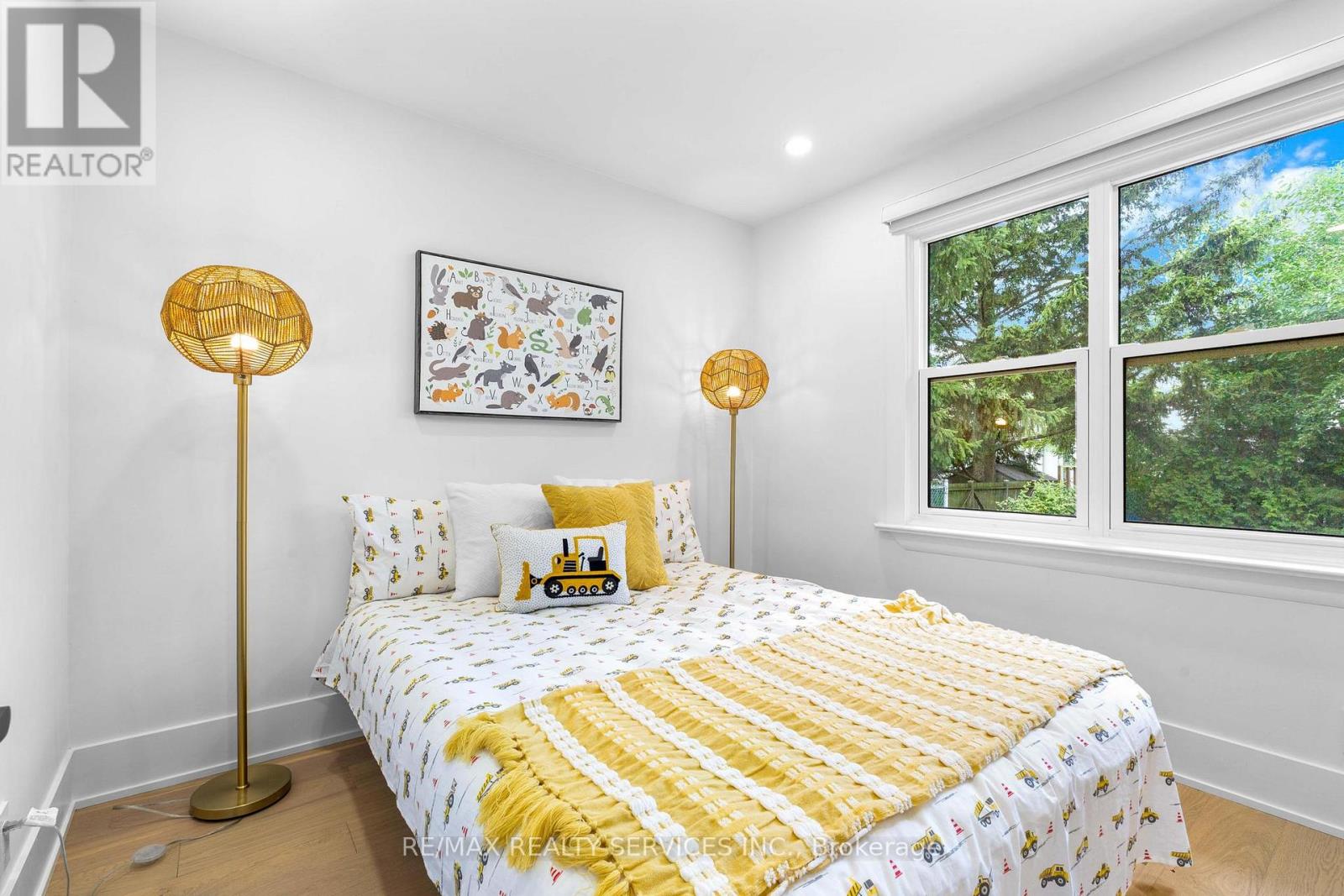 74 West 3rd Street, Hamilton, Ontario  L9C 3K3 - Photo 15 - X12549674