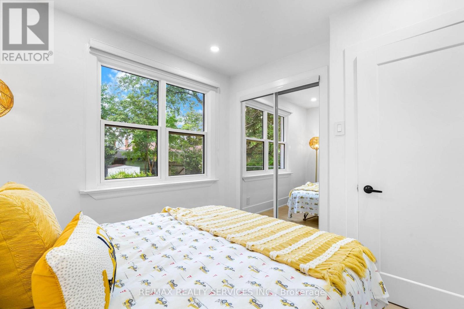 74 West 3rd Street, Hamilton, Ontario  L9C 3K3 - Photo 16 - X12549674