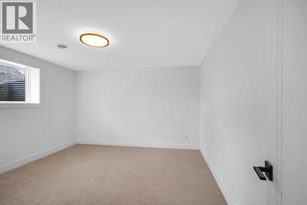 3623 Logan Crescent Sw, Calgary, Alberta  T3E 5Z6 - Photo 33 - A2212561