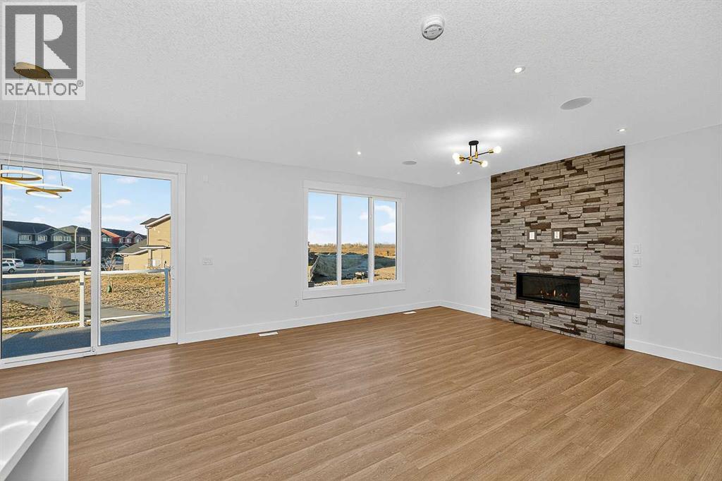 65 Lake Estate Circle, Strathmore, Alberta  T1P 0B6 - Photo 11 - A2245710