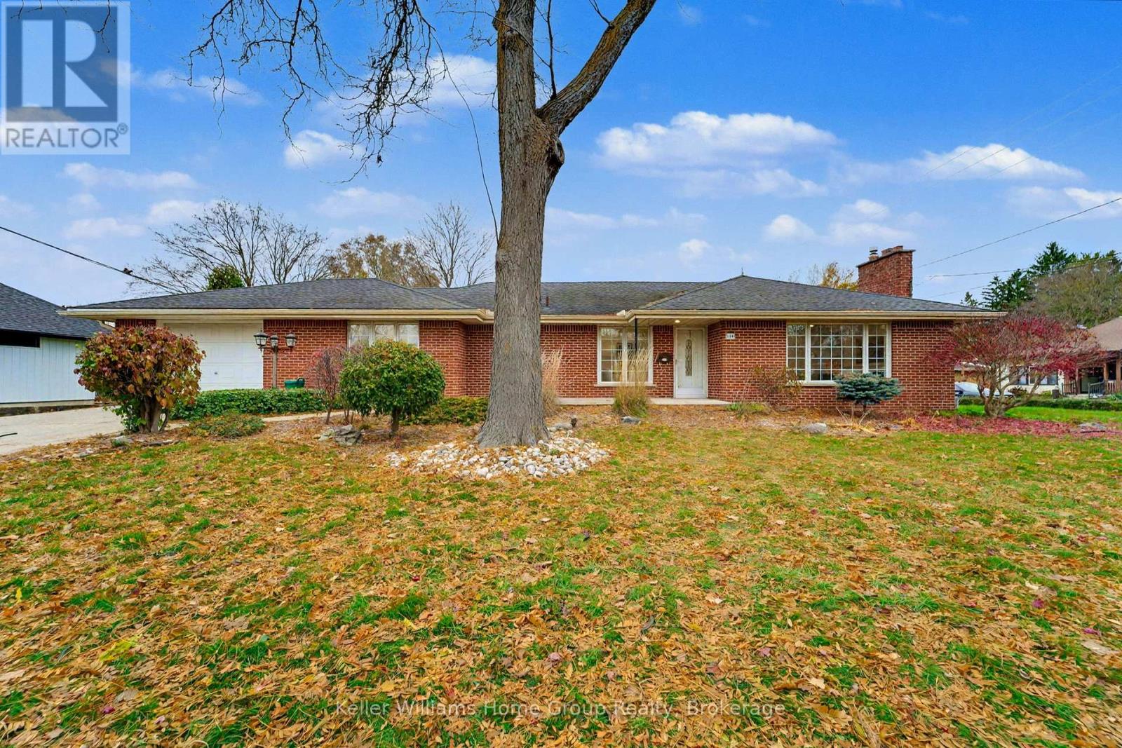 519 Fair Street, Woodstock, Ontario N4S 5T7 - Photo 2 - X12549704