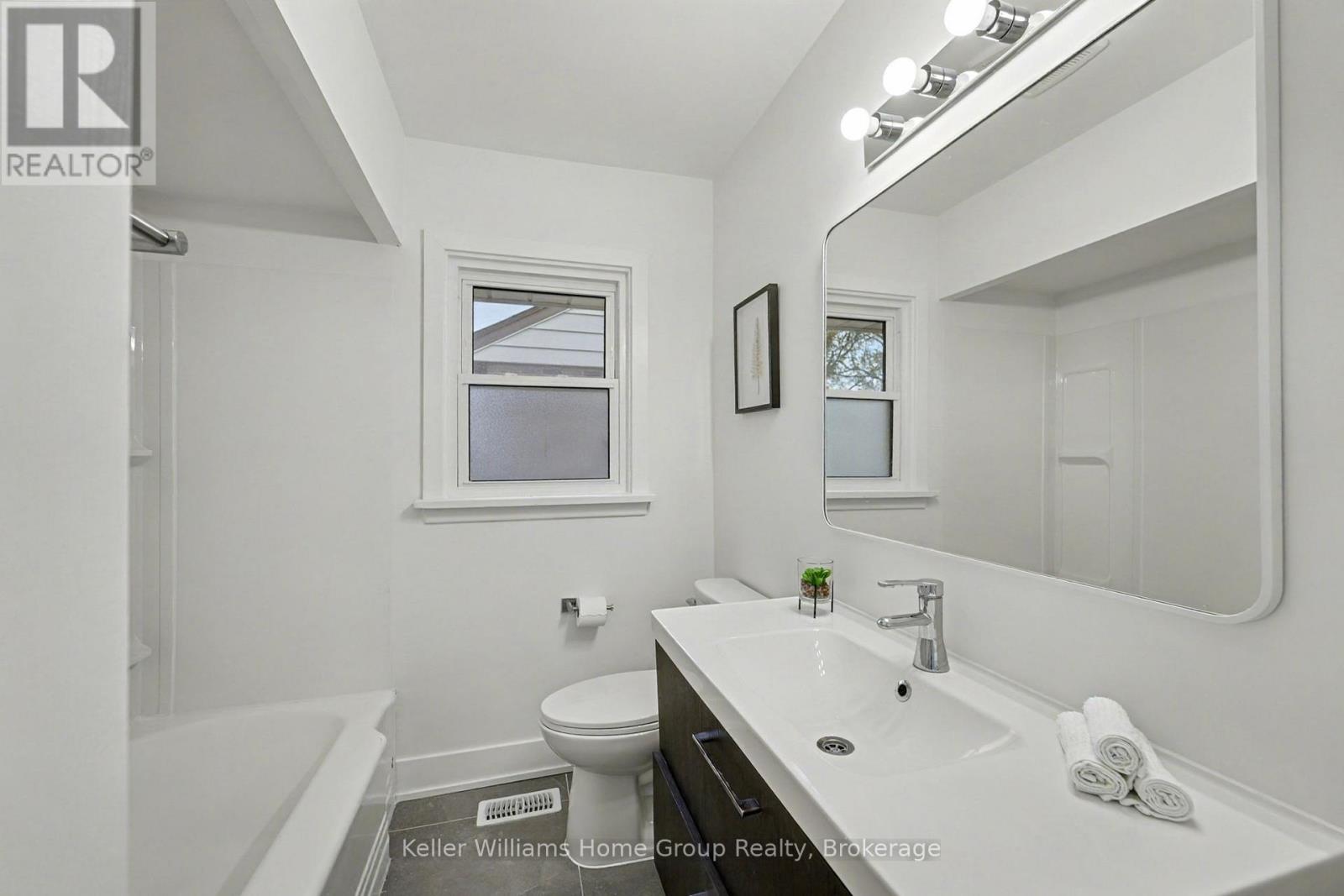 519 Fair Street, Woodstock, Ontario N4S 5T7 - Photo 25 - X12549704