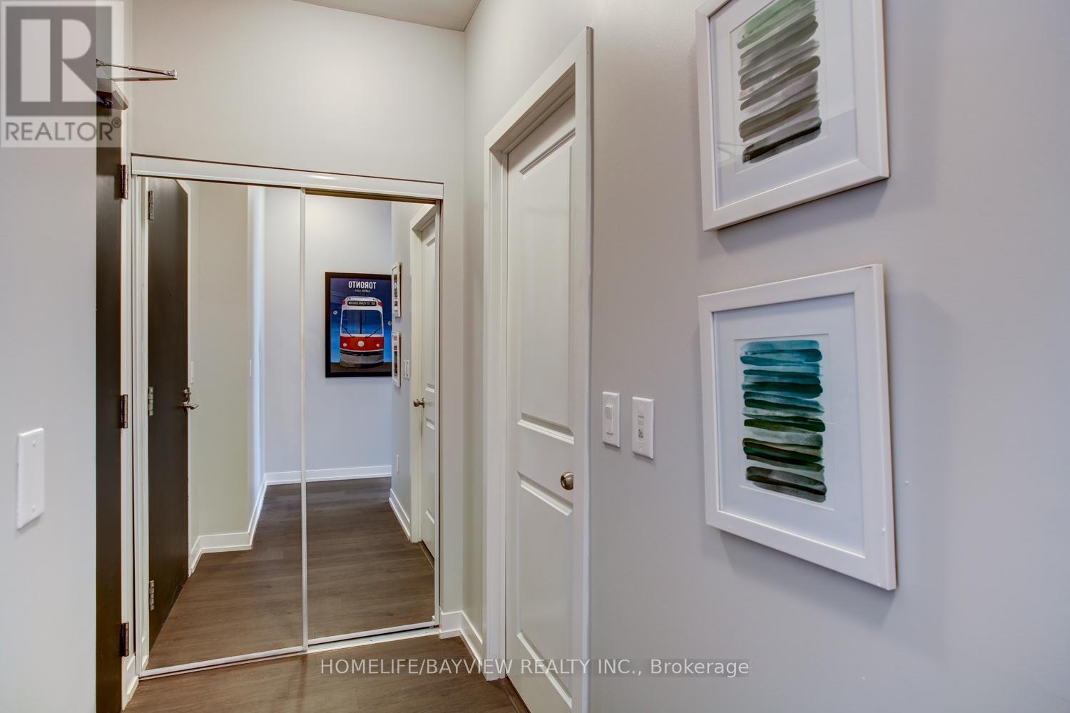 804 - 105 George Street, Toronto, Ontario  M5A 0L4 - Photo 2 - C12549682