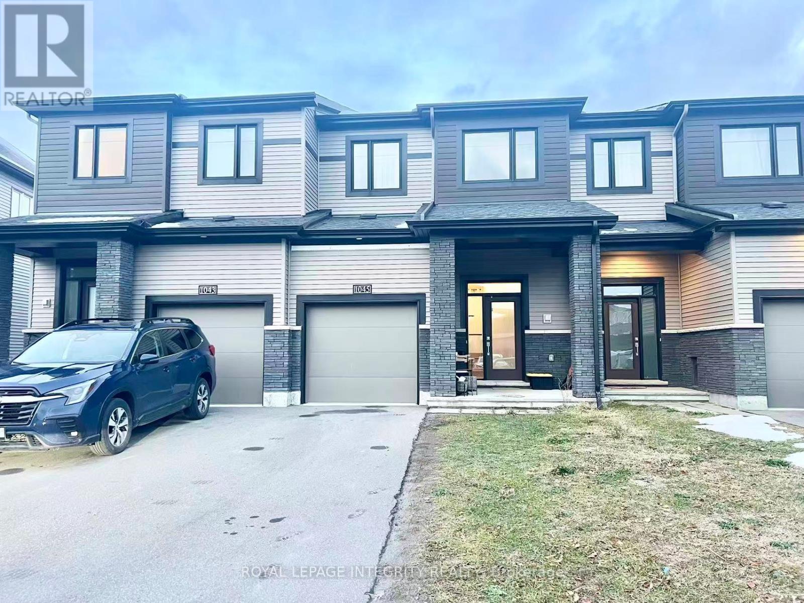 1045 SPEEDVALE COURT, Ottawa, Ontario