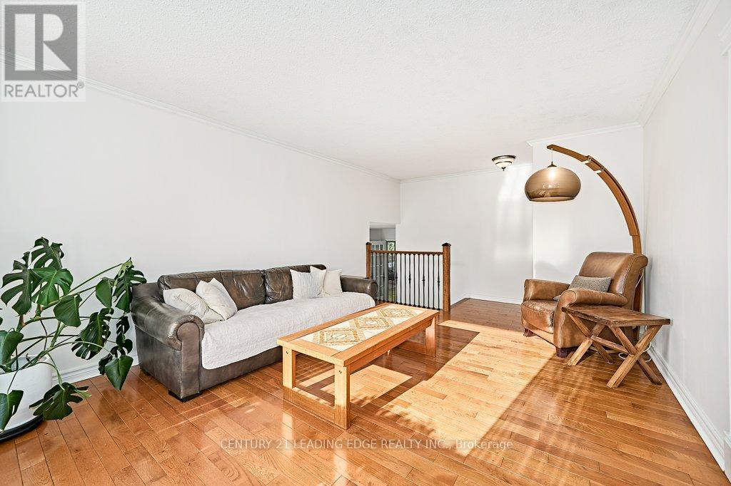 25 Eileen Drive, Barrie, Ontario  L4N 4M5 - Photo 12 - S12549684