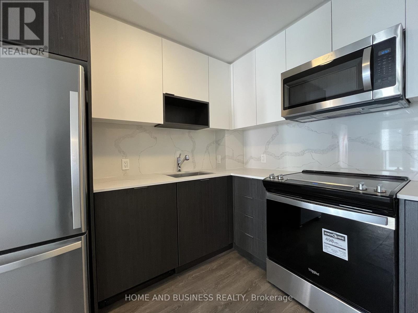 808 - 202 Burnhamthorpe Road E, Mississauga, Ontario  L5A 0B2 - Photo 8 - W12549702