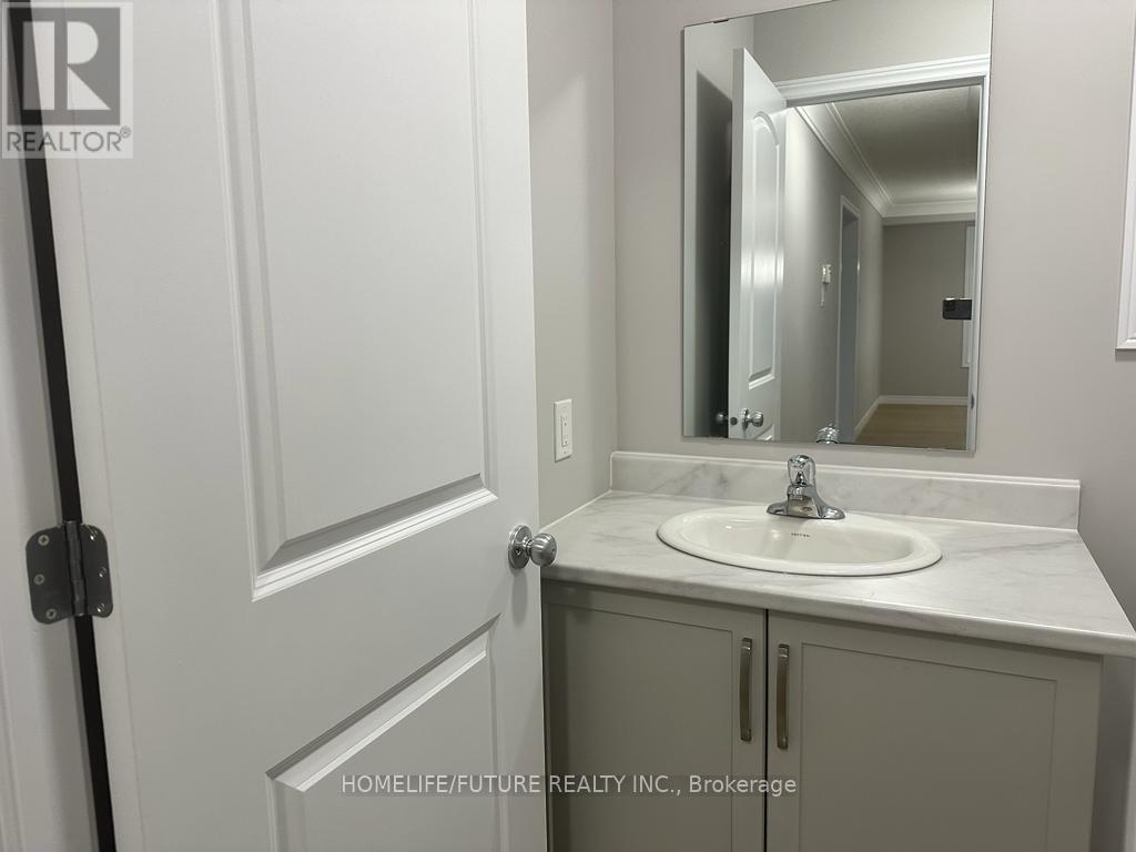 503 Clayton Avenue, Peterborough, Ontario  K9K 0H6 - Photo 5 - X12549696