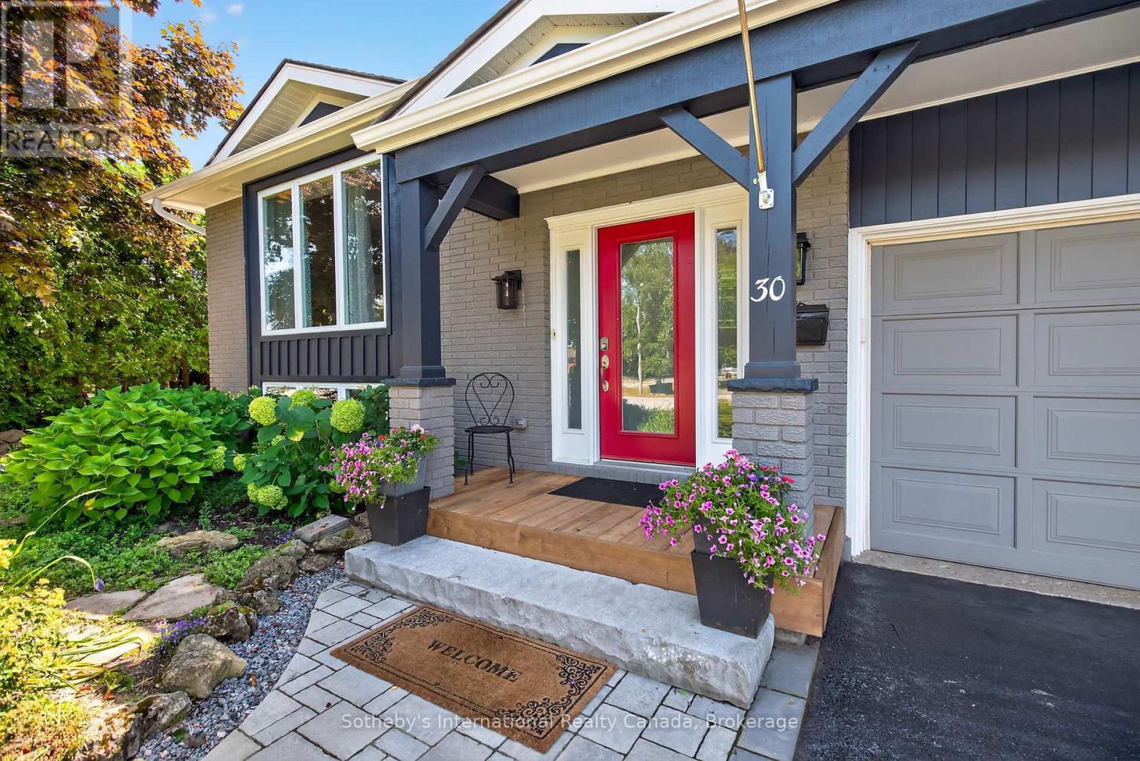 30 Bryan Drive, Collingwood, Ontario L9Y 2K7 - Photo 2 - S12485101