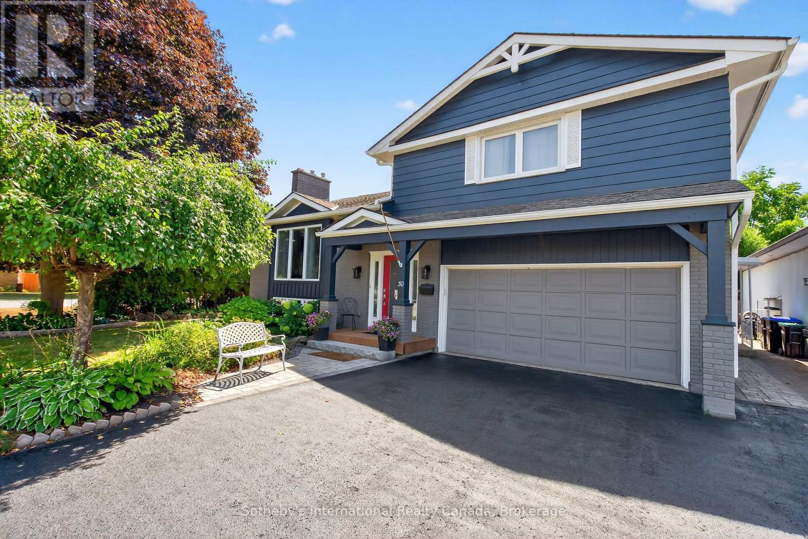 30 BRYAN DRIVE, Collingwood, Ontario