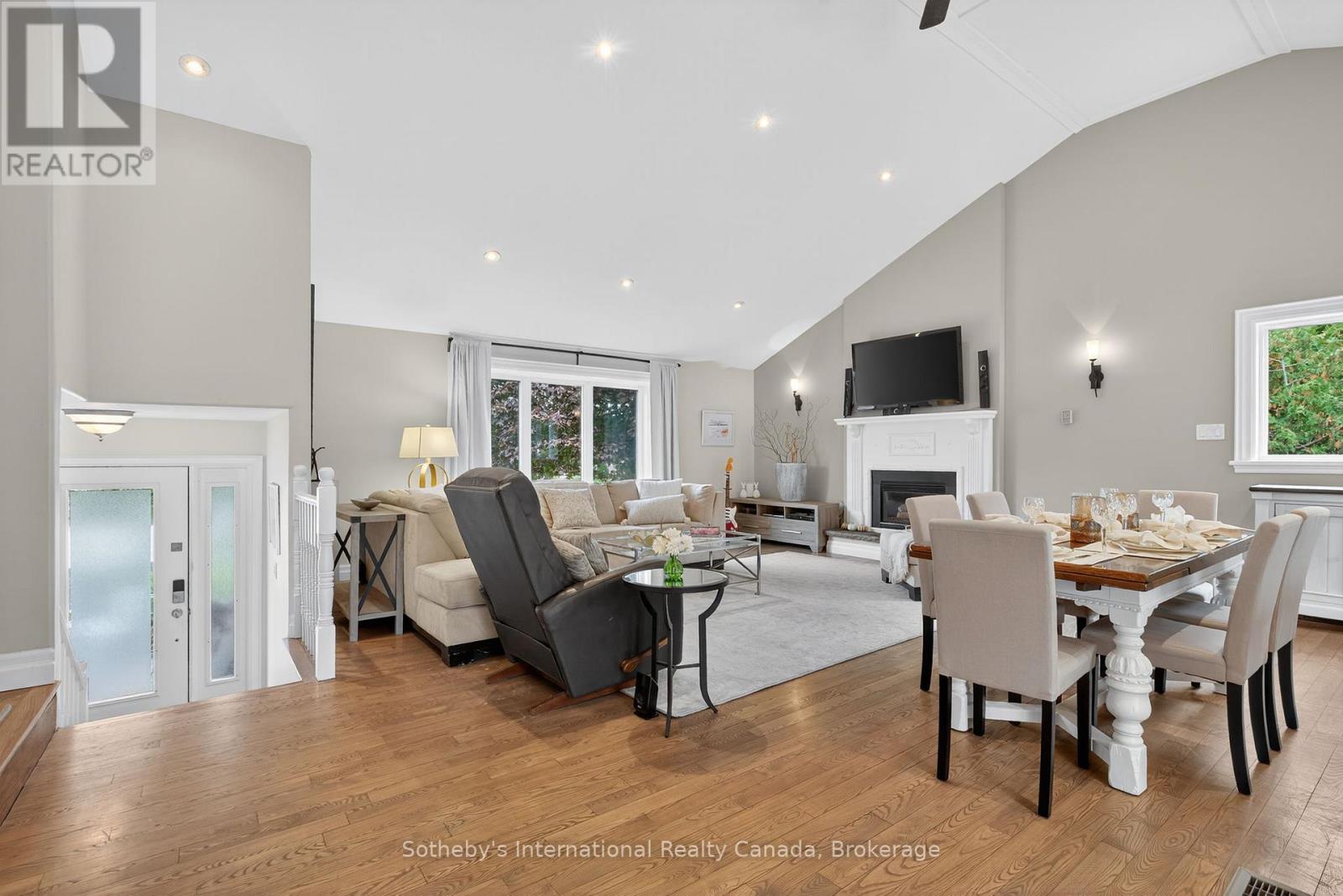 30 Bryan Drive, Collingwood, Ontario L9Y 2K7 - Photo 7 - S12485101