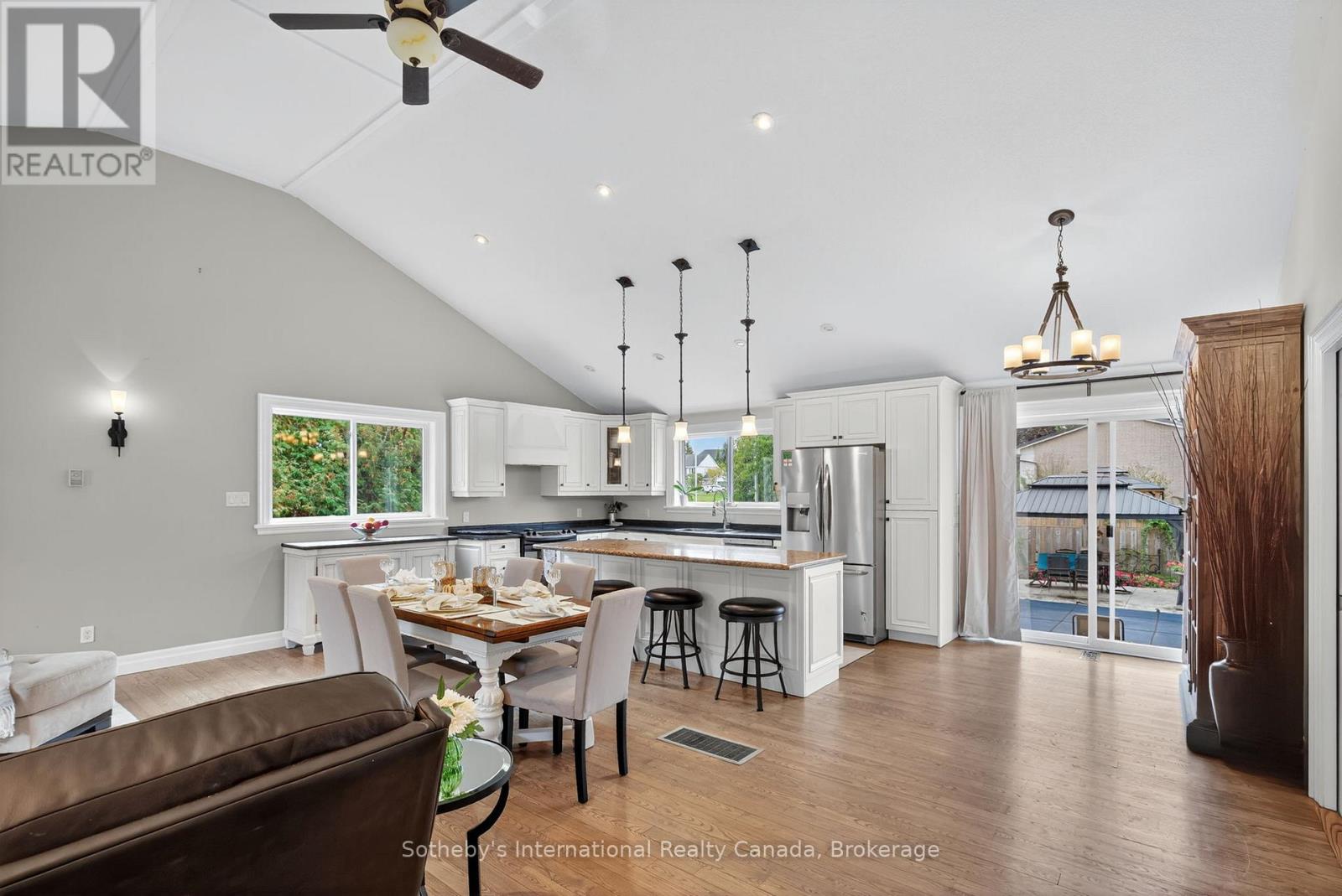 30 Bryan Drive, Collingwood, Ontario L9Y 2K7 - Photo 6 - S12485101