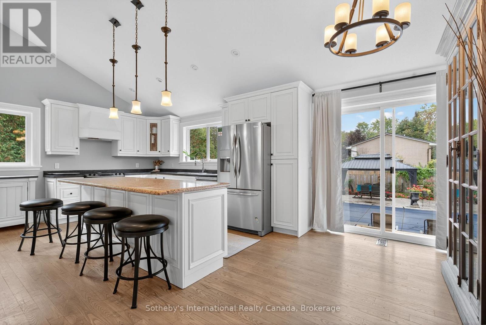 30 Bryan Drive, Collingwood, Ontario L9Y 2K7 - Photo 8 - S12485101