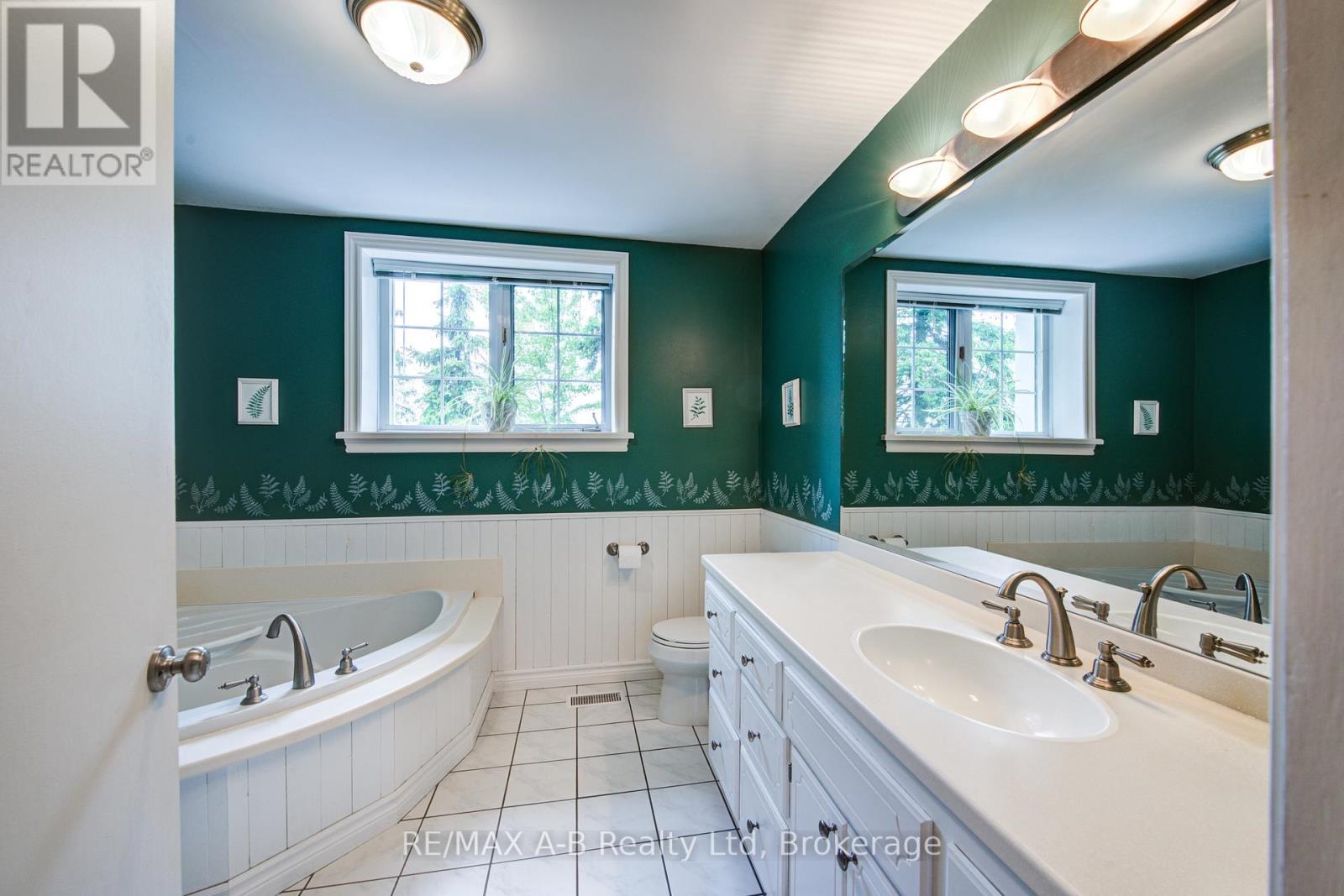 3498 Rd 109 Road, Perth East, Ontario  N0B 2R0 - Photo 13 - X12379974