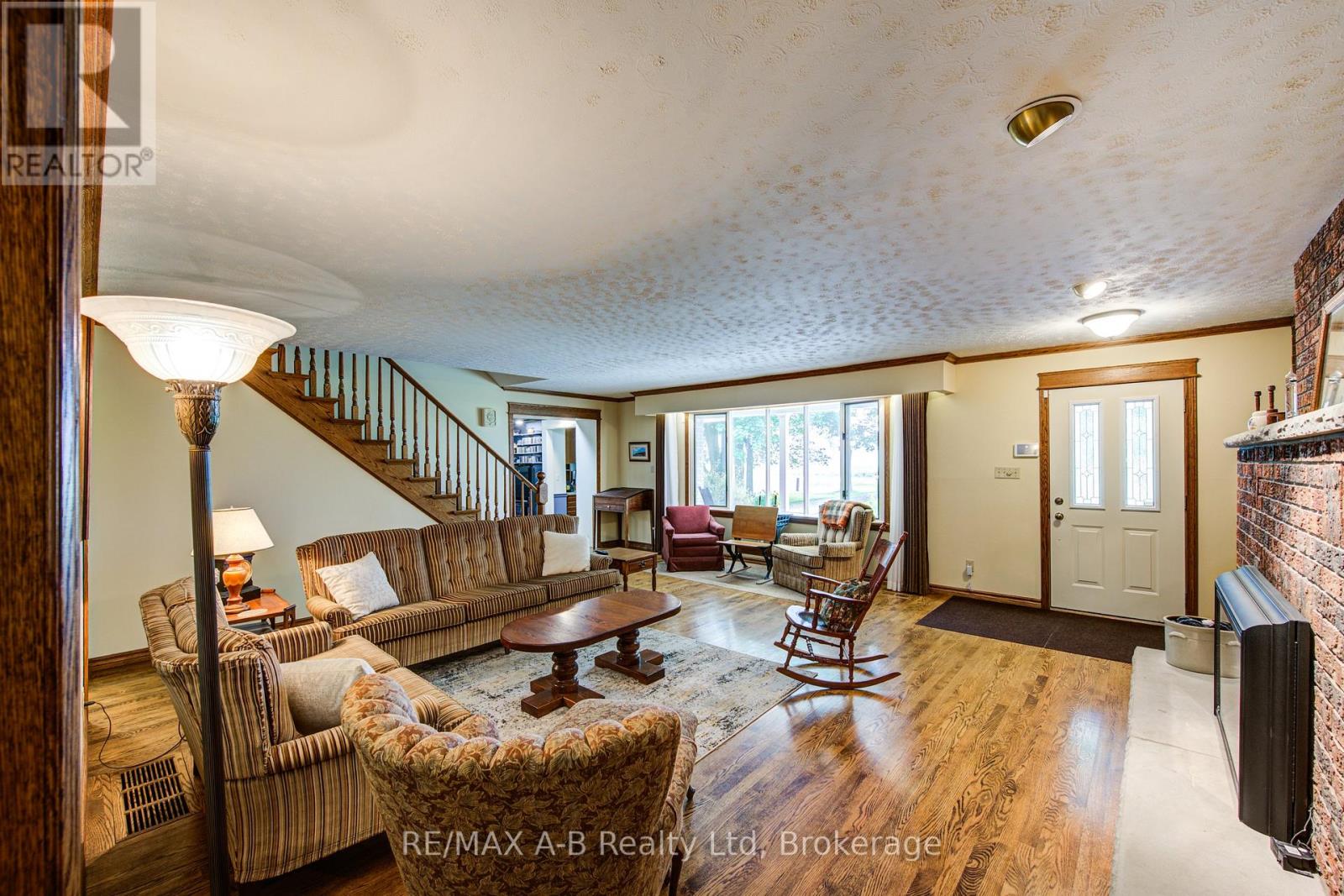 3498 Rd 109 Road, Perth East, Ontario  N0B 2R0 - Photo 8 - X12379974