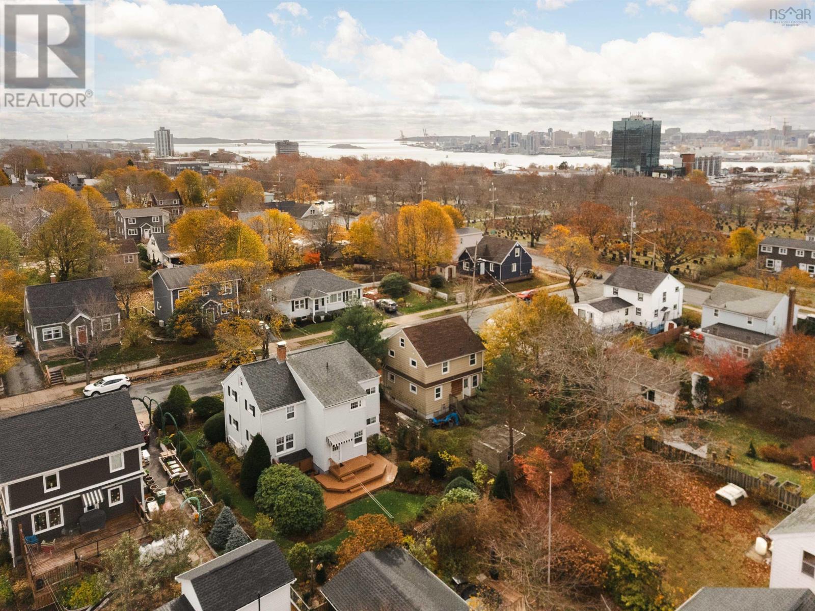 3 Garden Drive, Dartmouth, Nova Scotia  B3A 2Y8 - Photo 3 - 202527843