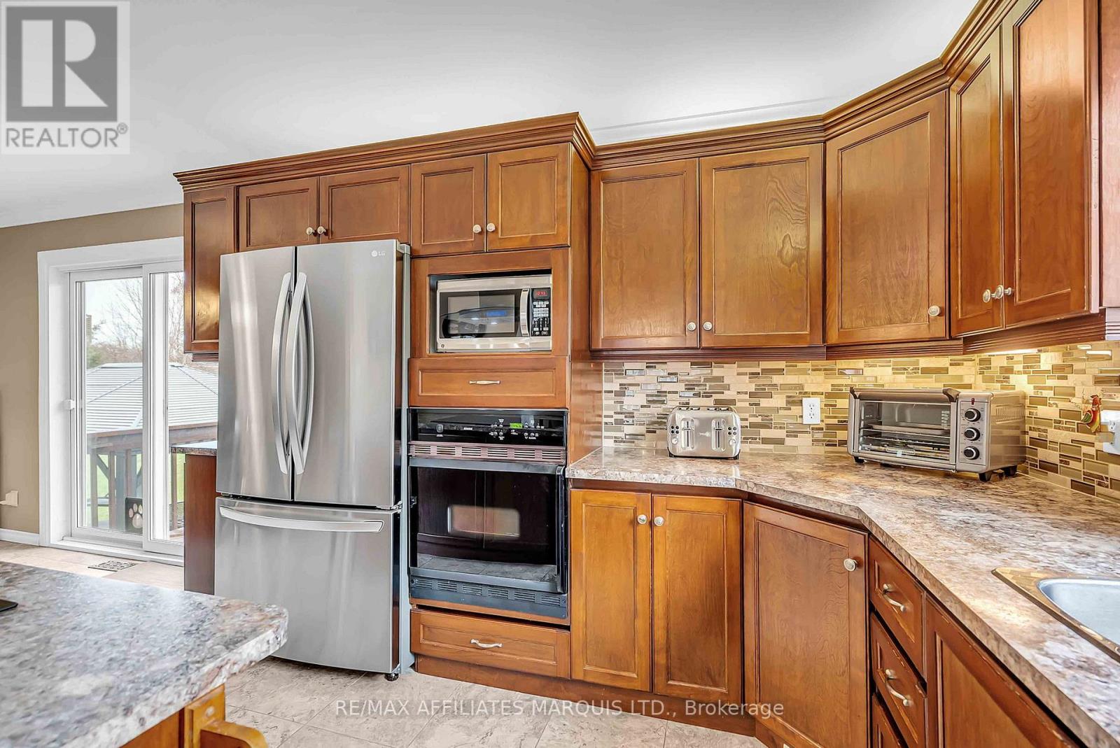 724 Jase Street, Cornwall, Ontario K6H 7E3 - Photo 10 - X12549740