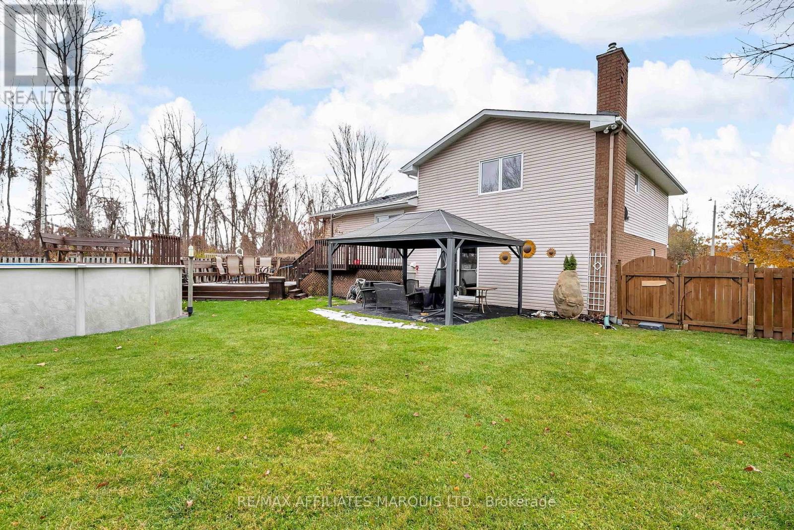 724 Jase Street, Cornwall, Ontario K6H 7E3 - Photo 37 - X12549740