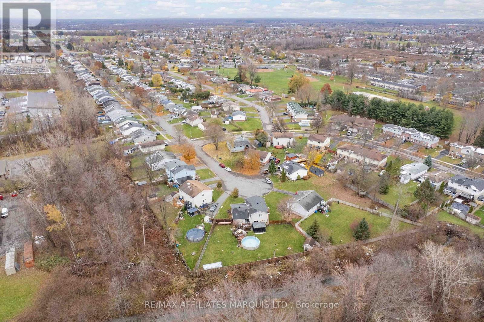 724 Jase Street, Cornwall, Ontario K6H 7E3 - Photo 47 - X12549740