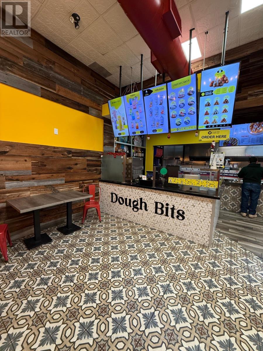 795 Wonderland Road S, London South, Ontario N6K 3C2 - Photo 14 - X12549754