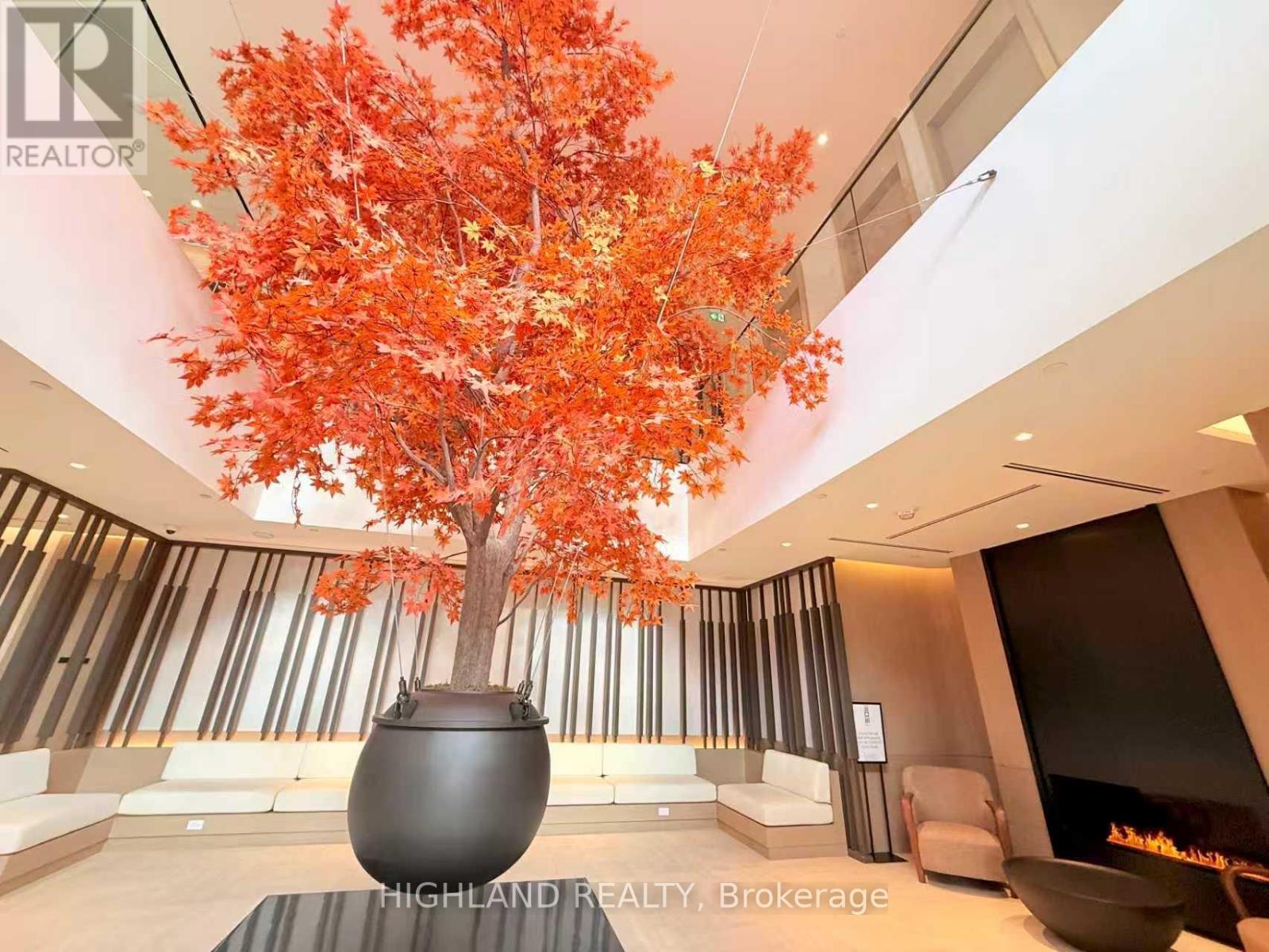 3301 - 4015 The Exchange, Mississauga, Ontario L5B 0N4 - Photo 2 - W12533516