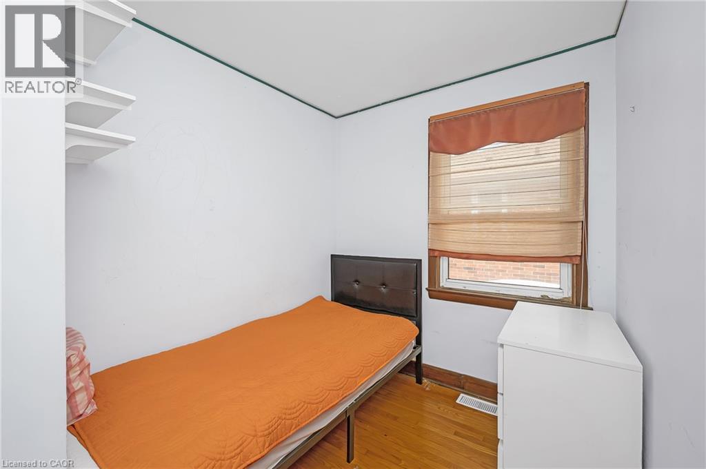 676 Upper Wentworth Street, Hamilton, Ontario  L9A 4V5 - Photo 12 - 40781338