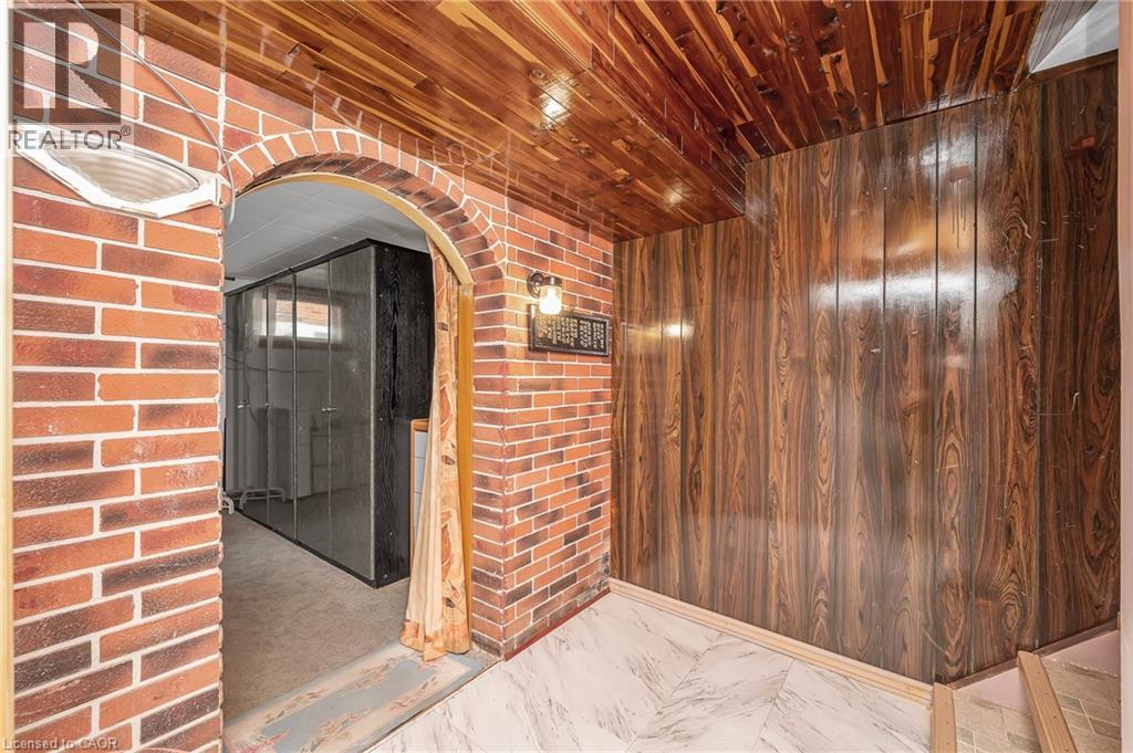 676 Upper Wentworth Street, Hamilton, Ontario  L9A 4V5 - Photo 29 - 40781338