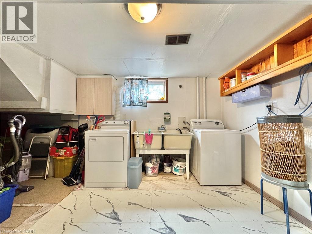 676 Upper Wentworth Street, Hamilton, Ontario  L9A 4V5 - Photo 27 - 40781338