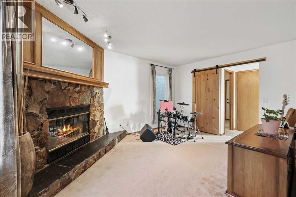 188 Christie Park Hill Sw, Calgary, Alberta  T3H 2V5 - Photo 14 - A2269886