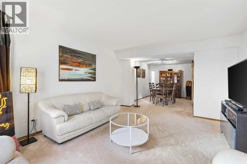 188 Christie Park Hill Sw, Calgary, Alberta  T3H 2V5 - Photo 6 - A2269886