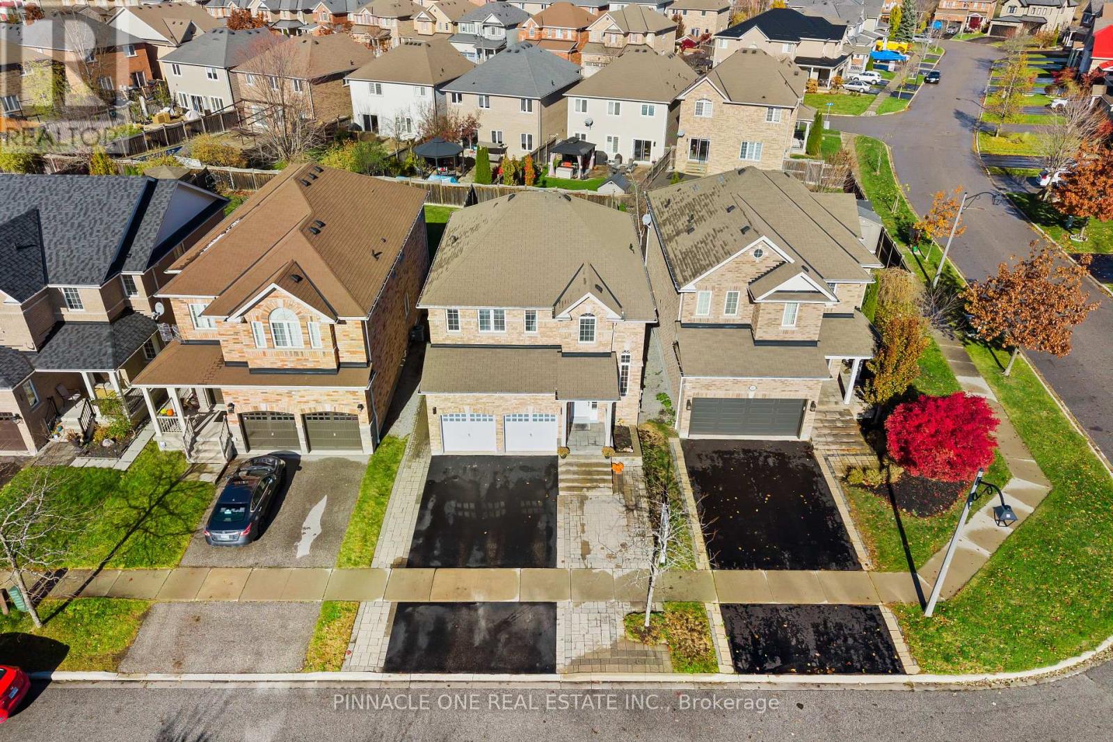 93 Florence Drive, Whitby, Ontario L1R 0K4 - Photo 4 - E12549714