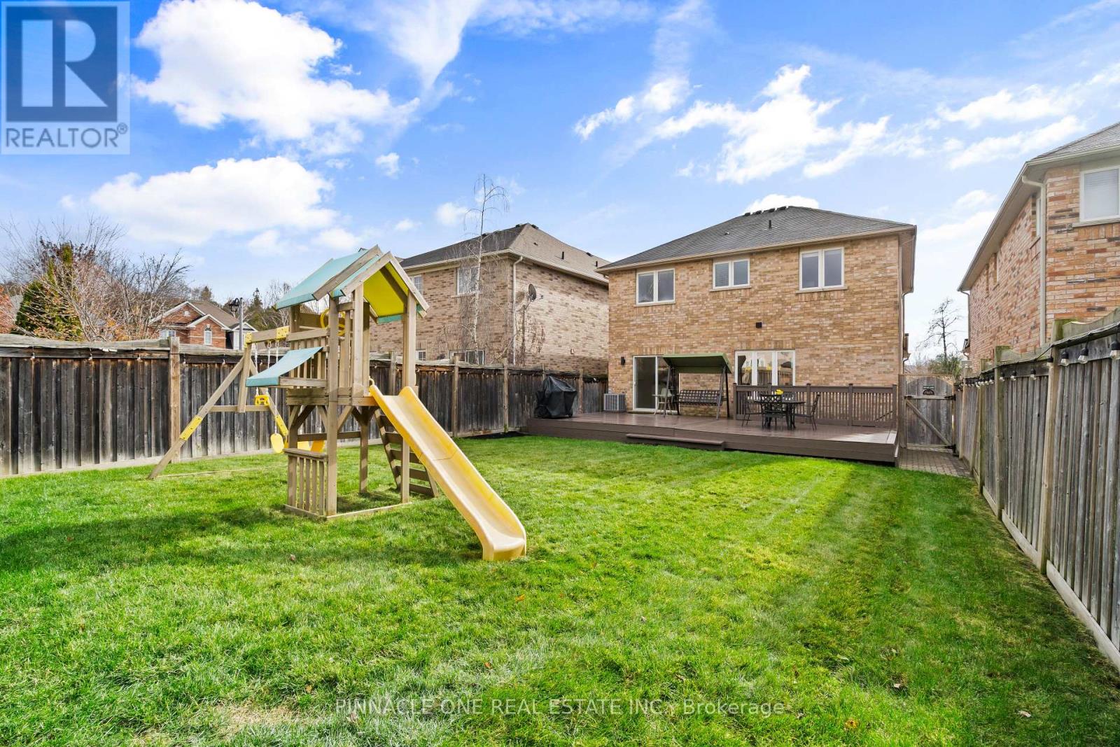 93 Florence Drive, Whitby, Ontario L1R 0K4 - Photo 9 - E12549714