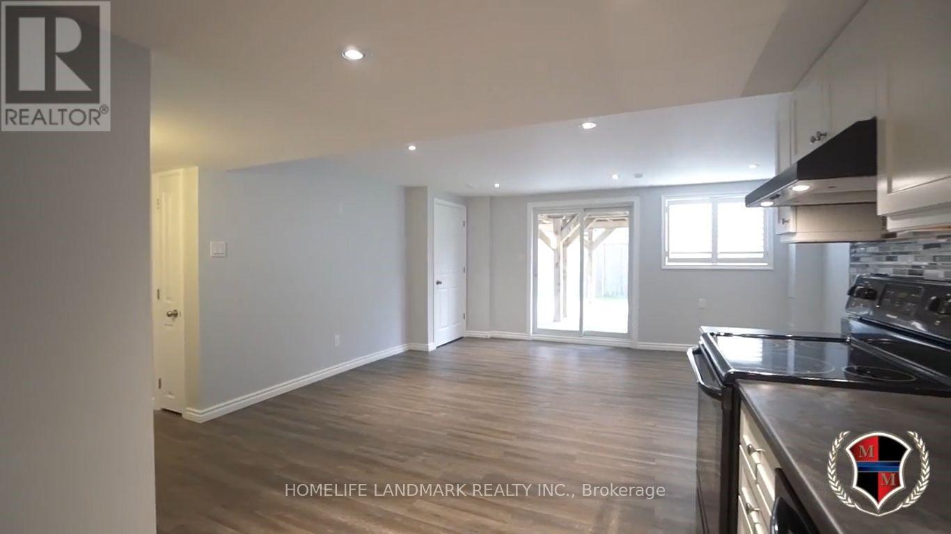 11 Whitbread Crescent, Ajax, Ontario  L1Z 0E3 - Photo 2 - E12549736