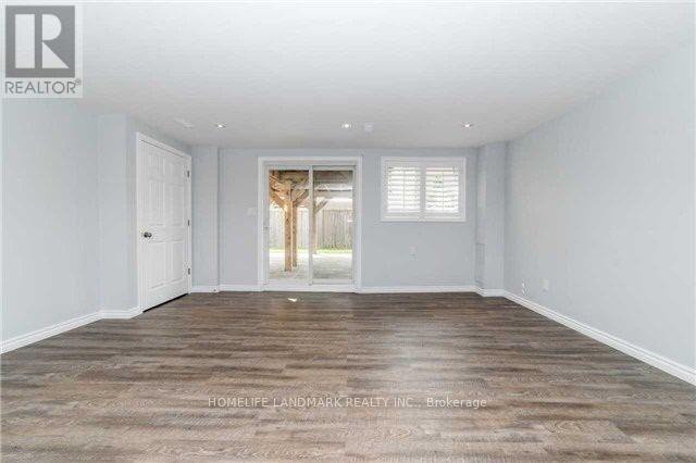 11 Whitbread Crescent, Ajax, Ontario  L1Z 0E3 - Photo 3 - E12549736