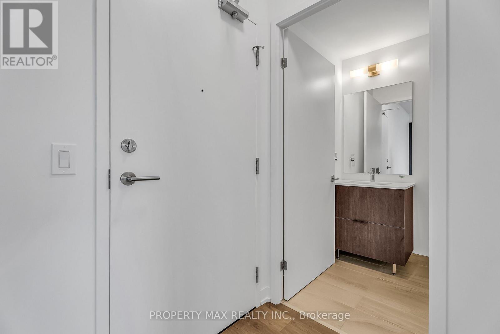 1428 - 2 David Eyer Road, Richmond Hill, Ontario L4S 0N6 - Photo 21 - N12549730