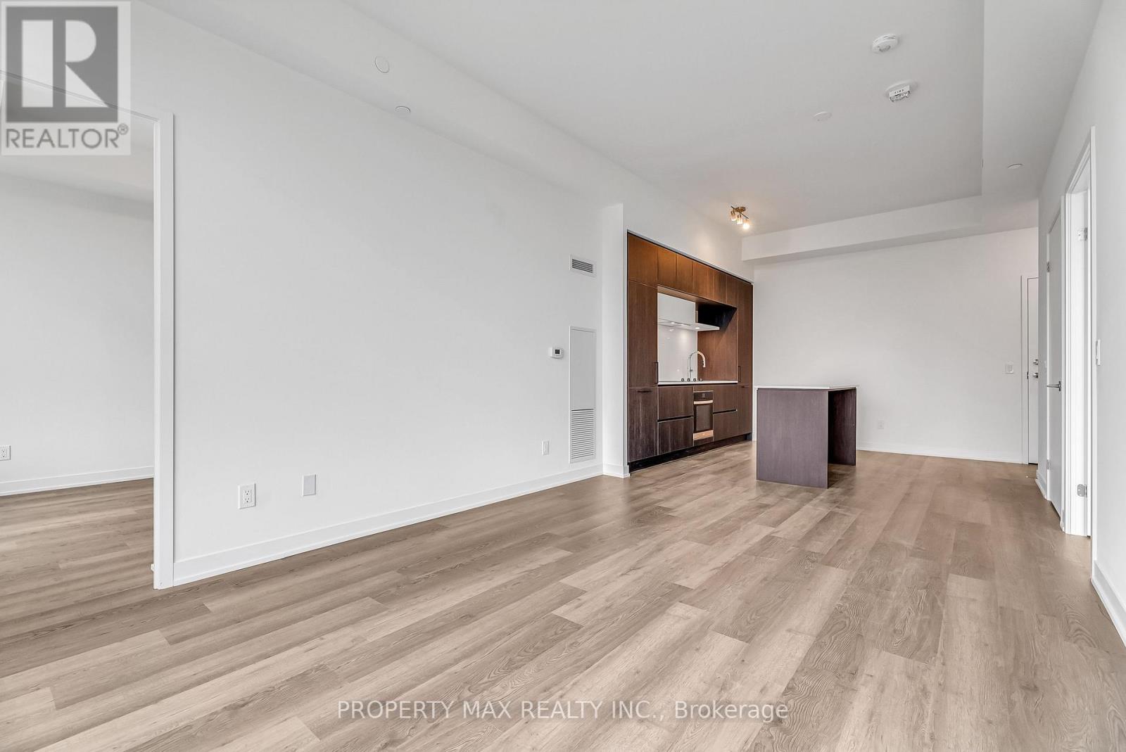 1428 - 2 David Eyer Road, Richmond Hill, Ontario L4S 0N6 - Photo 5 - N12549730