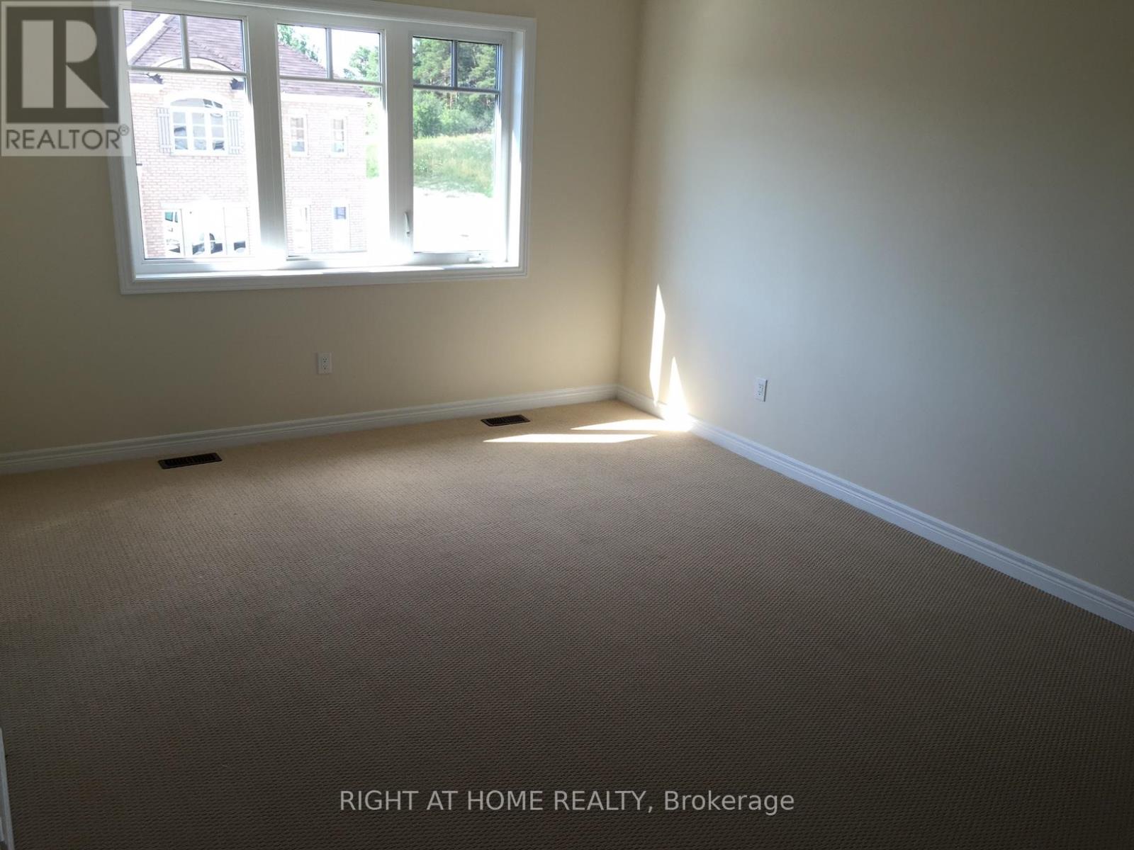 11 Calamint Lane, Richmond Hill, Ontario L4E 1C3 - Photo 18 - N12549742